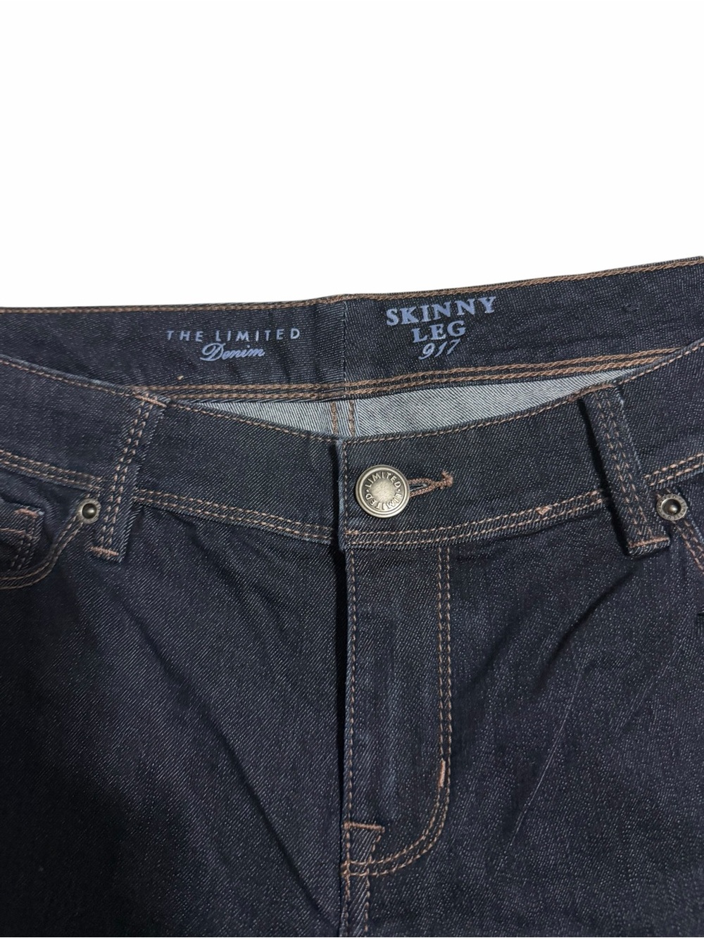 The Limited Skinny Leg 917 womans Dark Indigo Jeans